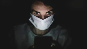 Violeta Alexandru anunţă că are Covid-19. Ministrul Muncii va continua să lucreze, de acasă