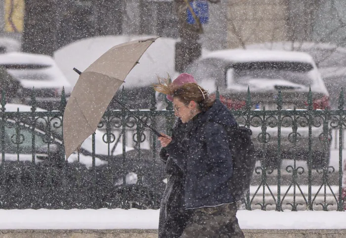 SOCIAL Ministerul Mediului a convocat Comitetul pentru situaţii de urgenţă, în contextul avertizărilor meteo de viscol și vânt puternic