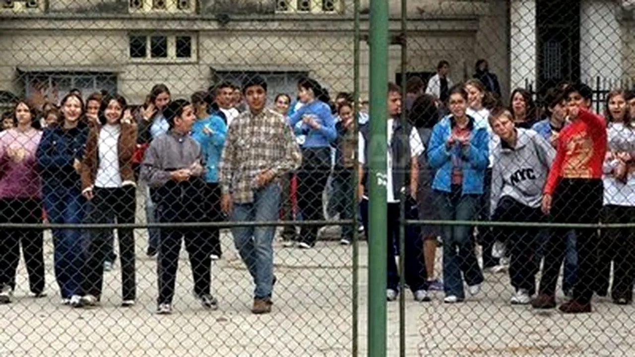 Over 60% Of Romanians Would Send Their Children To Study Abroad - Poll