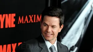 Mark Wahlberg a obţinut diploma de absolvire a liceului la 41 de ani: 