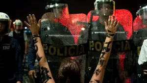 Bătăi crunte în locul unde a fost închis traficantul de droguri „El Chapo