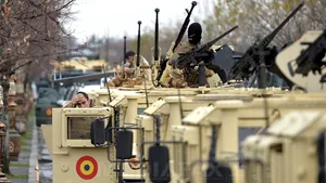 România va primi marţi echipament militar livrat de SUA