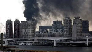 Calm şi disciplină la Tokyo, în timp ce lumea întreagă se panichează