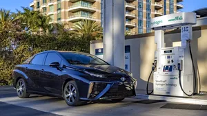 Poate viitorul nu este electric. Toyota vine cu o alternativă la maşinile electrice