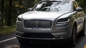 Deschizi maşina cu telefonul. Lincoln a prezentat versiunea 2021 pentru modelul Nautilus SUV