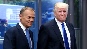 Donald Tusk face apel la Trump să renunțe la impunerea taxelor vamale drastice asupra UE