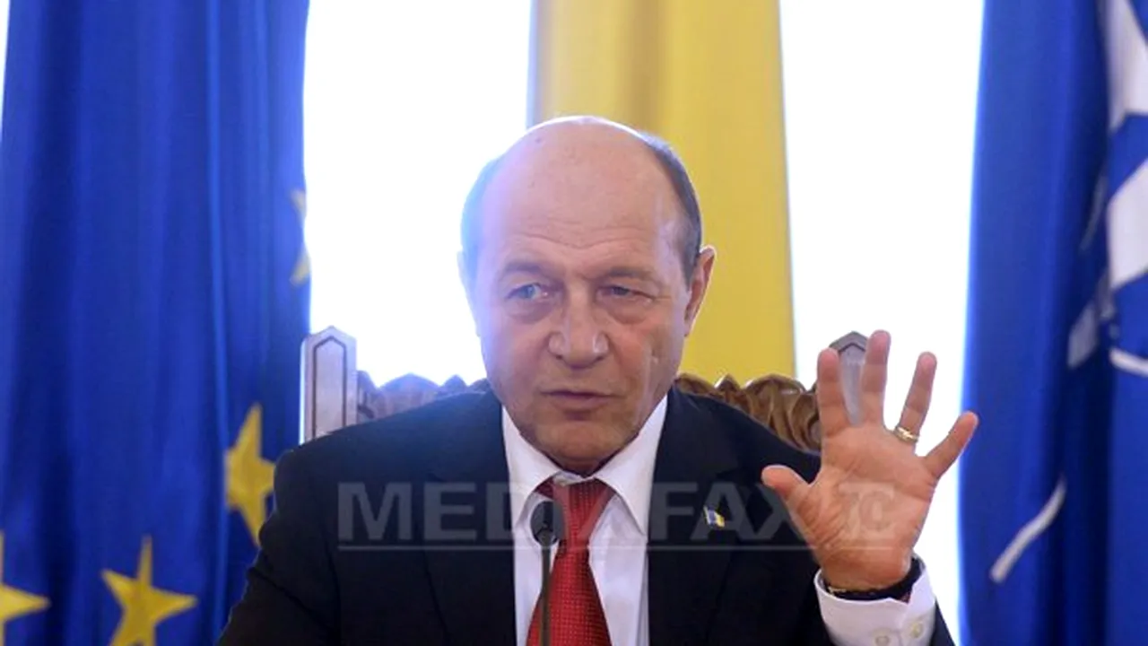 Băsescu: Vom avea un comandament NATO pe teritoriul ţării. România este în siguranţă. Dacă cineva s-ar gândi să schimbe asta, reacţia ar fi 