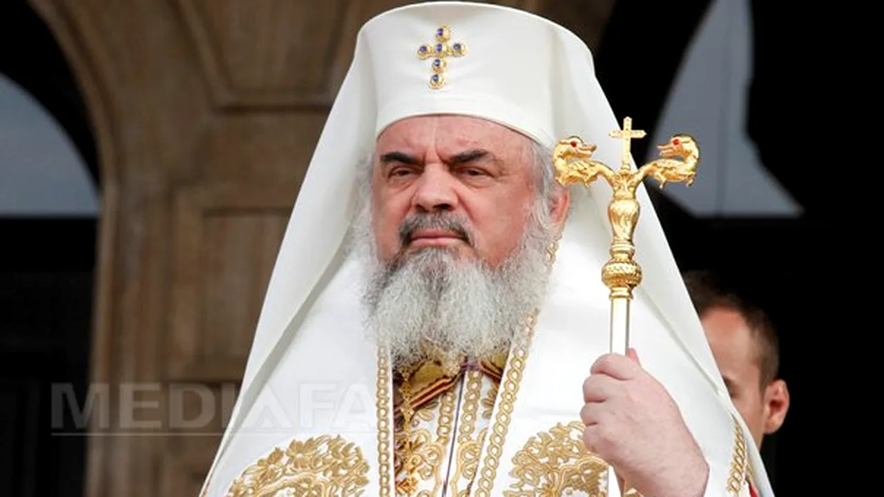 Mesajul Patriarhului Daniel pentru români: Ani mulţi şi binecuvântaţi, cu sănătate, mântuire, pace şi bucurie