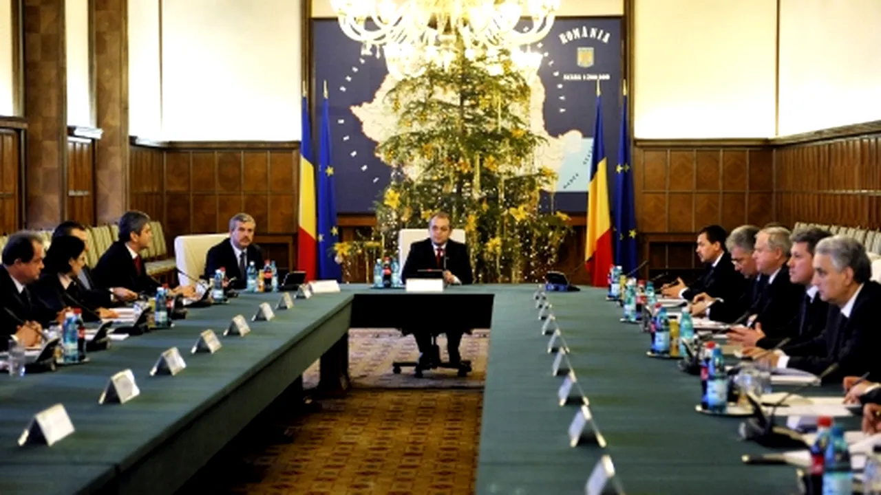 Sindicate: Legea unică de salarizare, adoptată marţi prin asumare, forma ei finală, în 2010