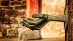O insulă rămâne fără apă, în timp ce centrele de date consumă resurse uriașe. Localnicii au ieșit în stradă