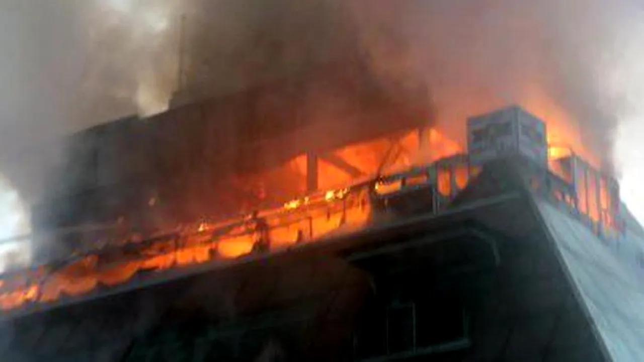 Autorităţile sud-coreene i-au arestat pe proprietarul şi administratorul complexului incendiat, în care 29 de persoane au murit