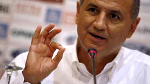Copos: O să cumpărăm teren de la domnul Becali şi facem stadion în altă parte