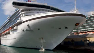 Opt cetăţeni români care s-au aflat la bordul navei de croazieră Grand Princess au revenit în ţară