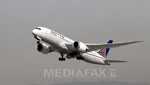 O aeronavă Boeing 787 a aterizat  de urgenţă în Japonia. All Nippon Airways opreşte la sol toate avioanele de acest tip