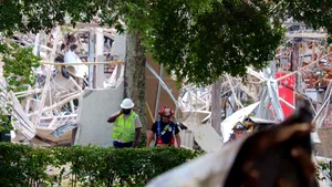 Cel puţin 21 de răniţi în urma unei explozii într-un centru comercial din Florida | VIDEO