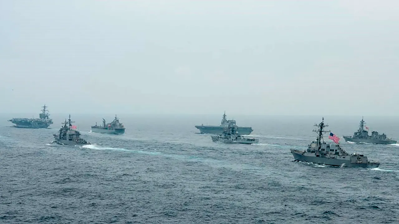 Nave de război americane şi canadiene au trecut prin strâmtoarea Taiwan