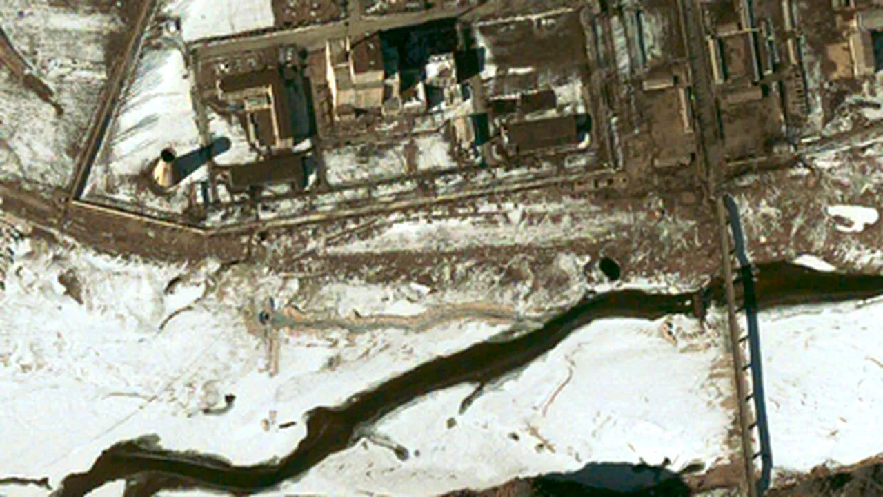 Phenianul va repune în funcţiune reactorul de la Yongbyon