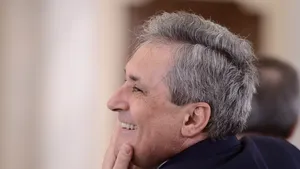 Legătura dintre Marcel Vela şi Biserica Ortodoxă: Şi-a sfinţit biroul de la MAI, a vrut să fie stareţ şi a primit distincţie de la Patriarhie