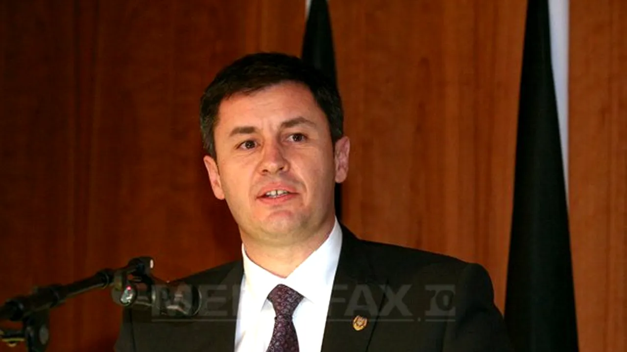Ministrul Igaş a convocat o celulă de criză pentru gestionarea situaţiei din Piaţa Universităţii