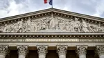 Zelenski a fost aplaudat în Parlamentul francez după incidentul de la Casa Albă