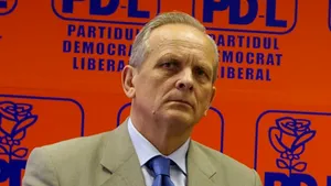 Stolojan: Geoană îşi imaginează că are propuneri care nu i s-au făcut