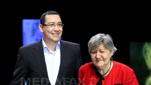 Ponta: Am sunat-o pe mama, să se uite la TV, ca să vadă că începe distribuirea cardului de sănătate