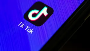 Marina Statelor Unite a interzis aplicaţia TikTok pe telefoanele guvernamentale. De ce se teme Guvernul SUA