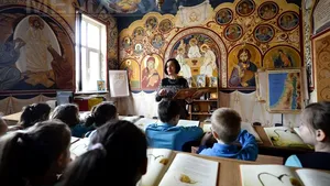 ANALIZĂ: În majoritatea ţărilor europene, statul trebuie să ofere educaţie religioasă în şcoli