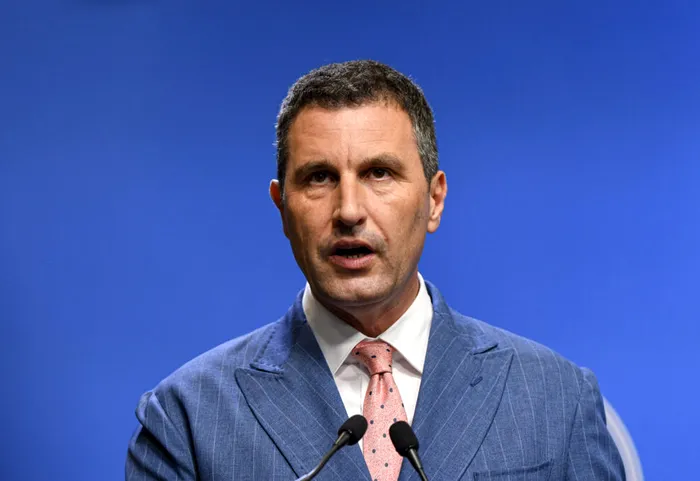 ECONOMIC Tánczos Barna: „Pensionarii cu pensii speciale care se reangajează la stat vor primi doar 15% din pensie”