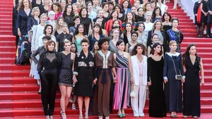 FOTO Top-ul ţinutelor care au strălucit pe covorul roşu, la Festivalul de Film de la Cannes 2021

