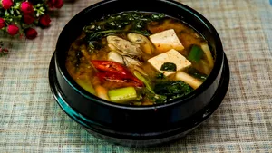 Tipologia culinară a orașelor din România. Unde se comandă multă ciorbă și în ce oraș șaorma este la putere