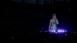 Fanii lui Taylor Swift cer clarificări după ce suspectează folosirea AI-ului în noile promo-uri