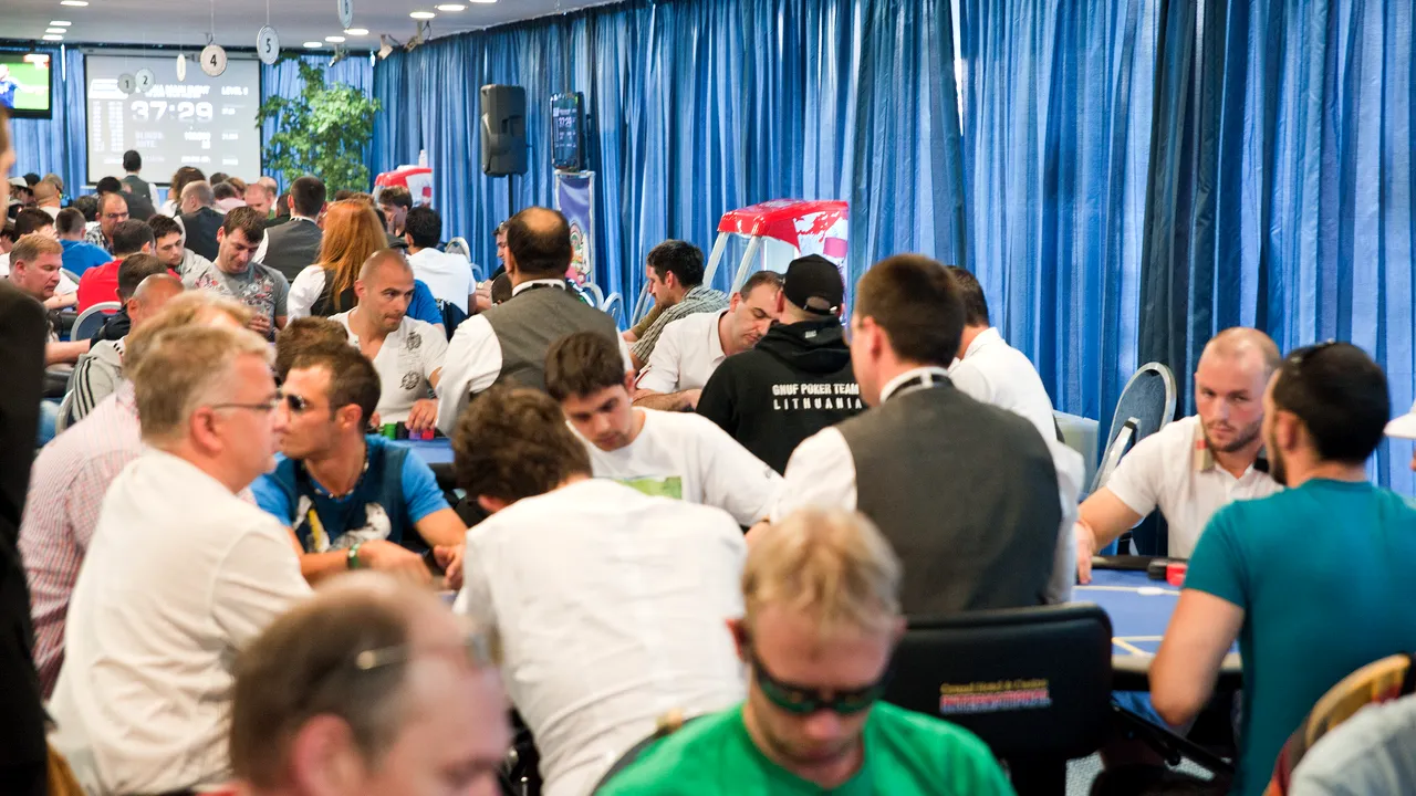 Românul Cristian Dobrin, locul trei la Eureka Poker Tour