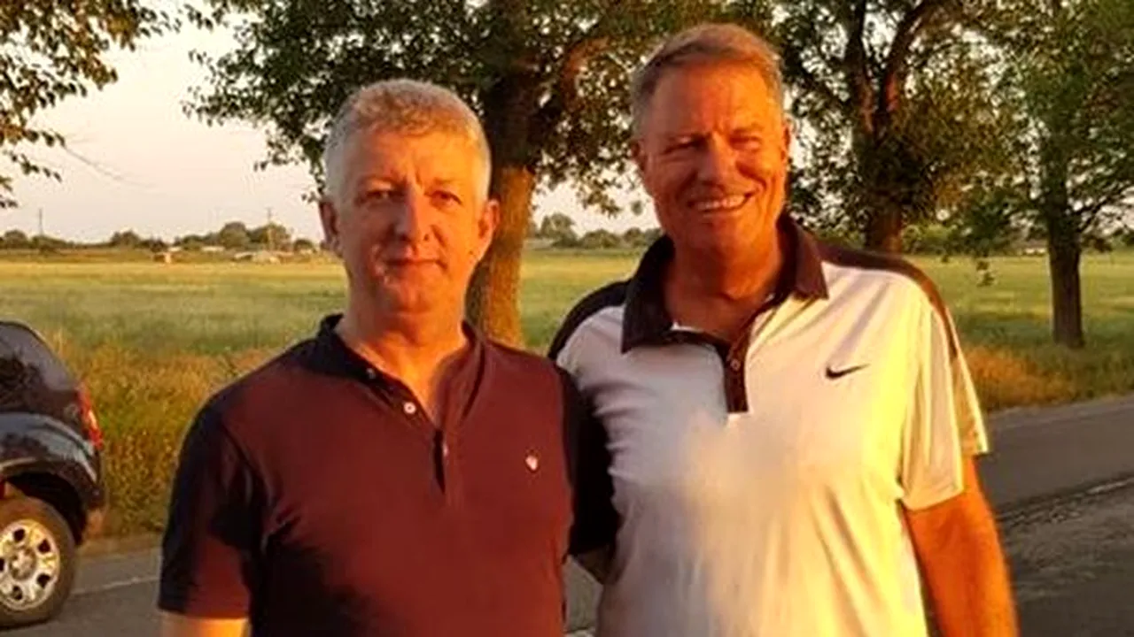 Klaus Iohannis s-a întâlnit cu primarul din Negru Vodă, în timp ce se plimba cu bicicleta/ Petre Urziceanu: Ne-am întâlnit întâmplător. Eram cu maşina