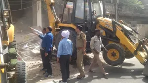 Autorităţile indiene au distrus casele unor musulmani, participanţi la proteste religioase