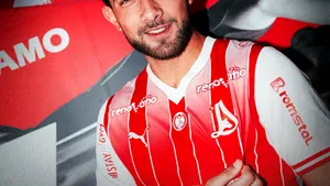 Dinamo l-a prezentat pe Dean Zandbergen: „Abia aștept să joc pentru cel mai mare club din România”