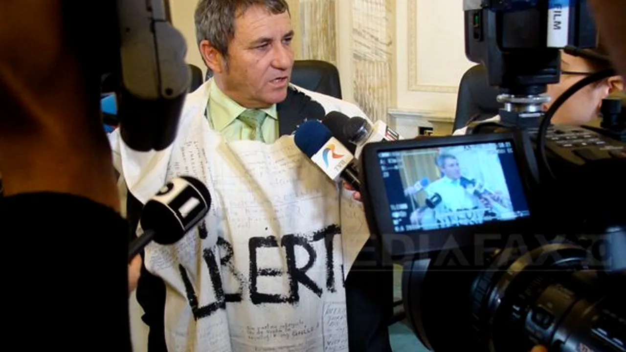 Revoluţionari din Timişoara, în greva foamei, pentru că li se suspendă indemnizaţia