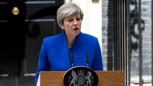 Premierul Theresa May vrea reducerea impozitelor pentru companii, pentru stimularea investiţiilor în contextul Brexit