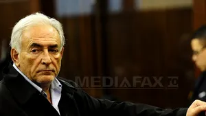 Dominique Strauss-Kahn va cere justiţiei oprească de la publicare o carte ce povesteşte o relaţie a sa cu autoarea