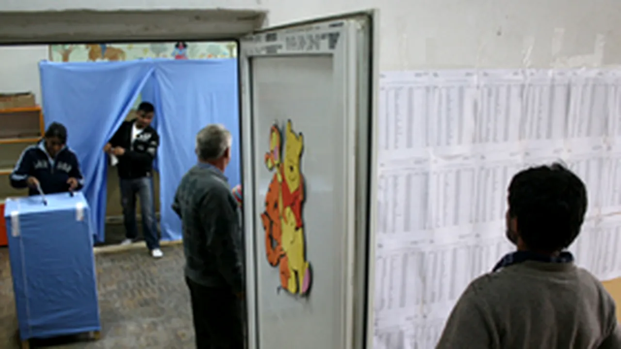 UPDATE: Early Polls Show 3,79% Romanians Vote In EP Elections