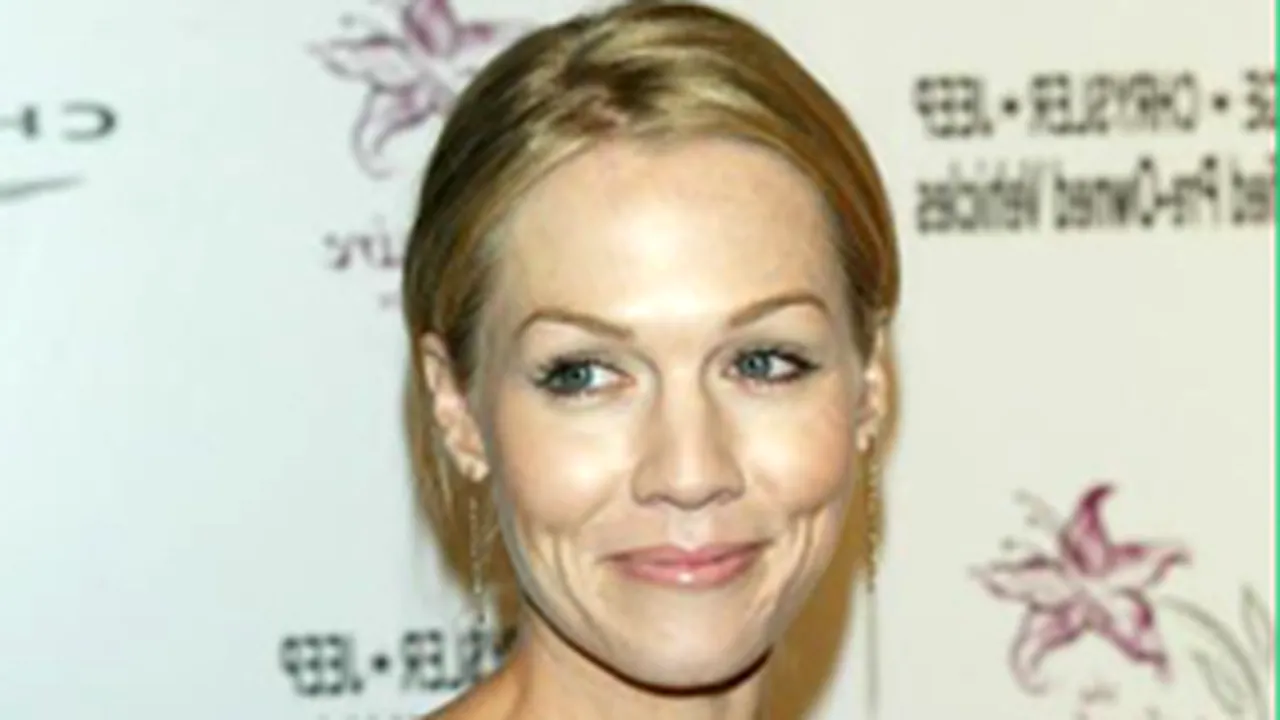 Jennie Garth se întoarce în rolul lui Kelly Taylor