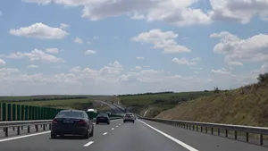 Bărbaţi care se întoarceau de la mare, prinşi drogaţi pe Autostradă