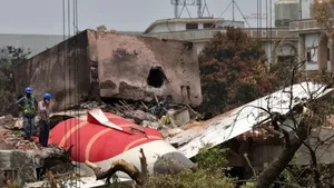 Cazul Air India readuce în atenție tragediile aviatice în care piloții au fost suspectați că au provocat intenționat prăbușirea aeronavelor