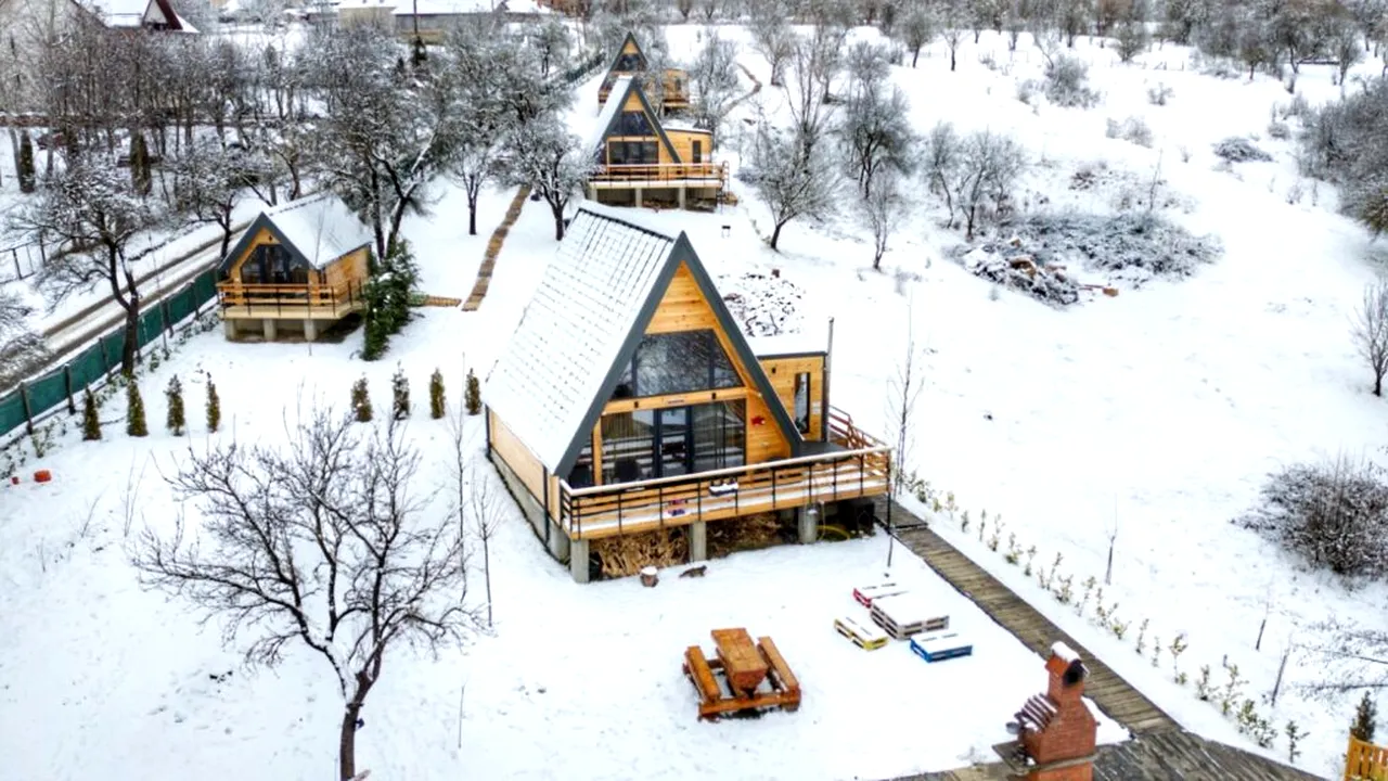 De ce să alegi cabane A-frame 2 persoane pentru un weekend romantic (P)