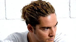 Cântăreţul spaniol David Bisbal concertează la Bucureşti (Video)