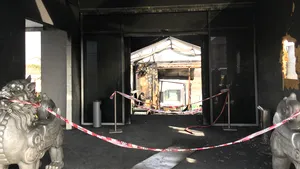 FOTO A început DEMOLAREA clubului Bamboo din Capitală. Localul va fi dezafectat în întregime