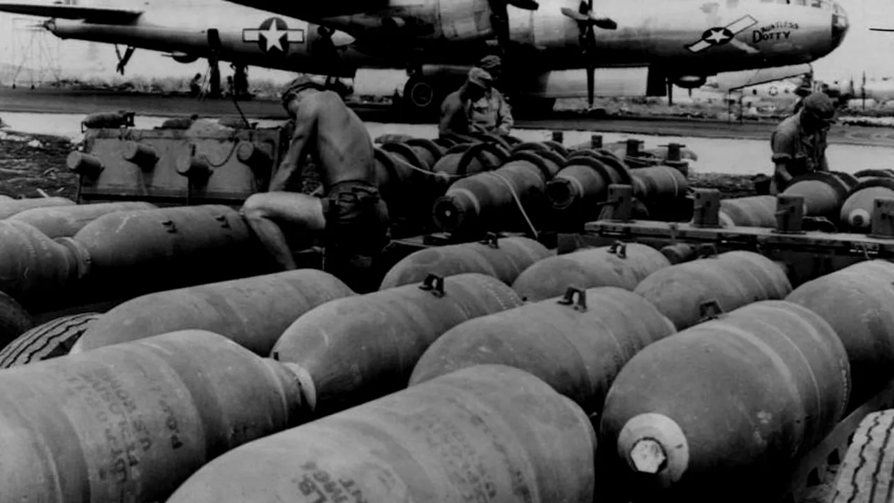 O bombă de aviaţie din al doilea Război Mondial a fost găsită lângă o fostă balastieră din Prahova