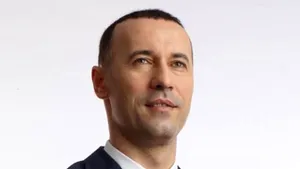 Iulian Dumitrescu, vizat de DNA într-un dosar de luare de mită şi fals în declaraţii
