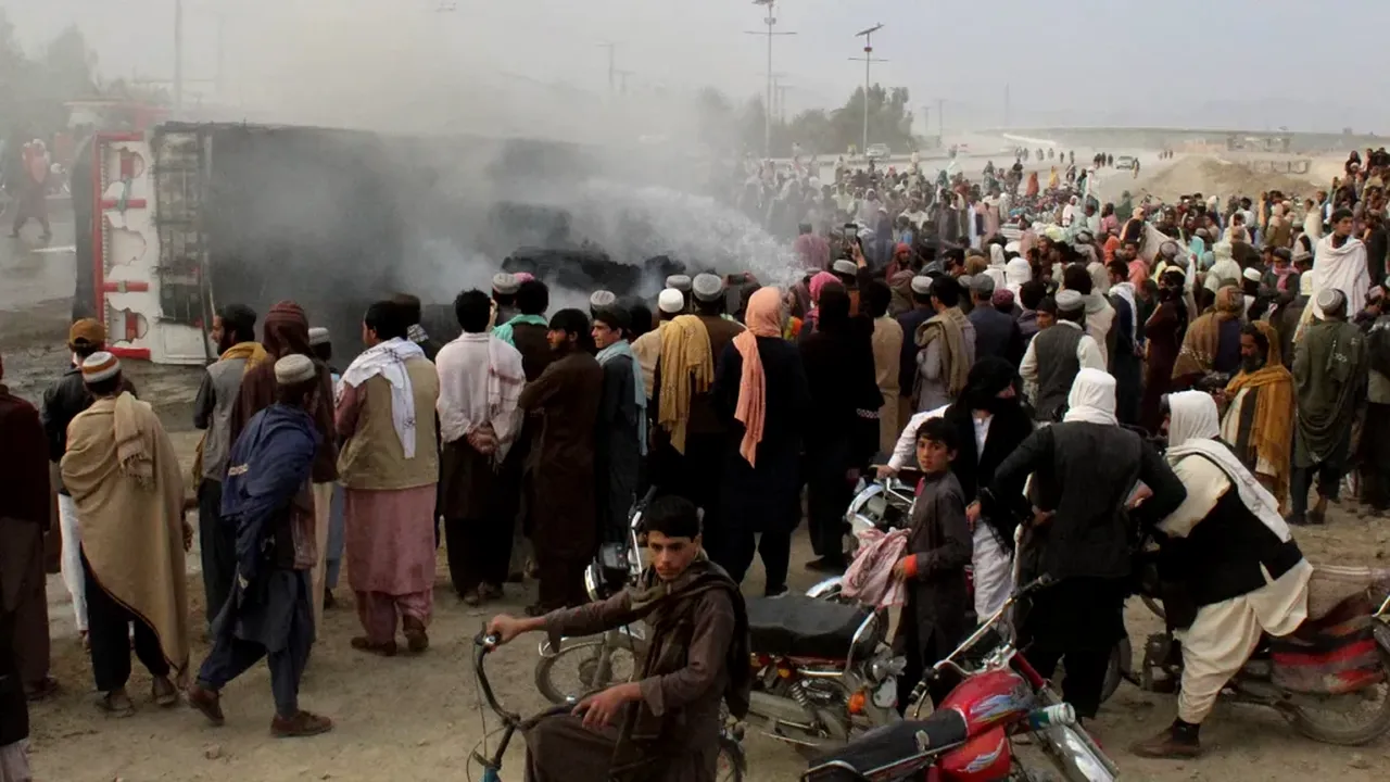 Luptele dintre Pakistan și Afganistan au fost reluate după încheierea armistițiului temporar