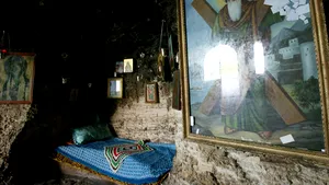 Sfântul Andrei - noaptea când apar strigoii, se fac farmece şi se prezice rodnicia ogorului